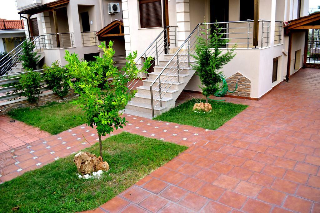 Αmalia Lux Villas Vrasná Quarto foto