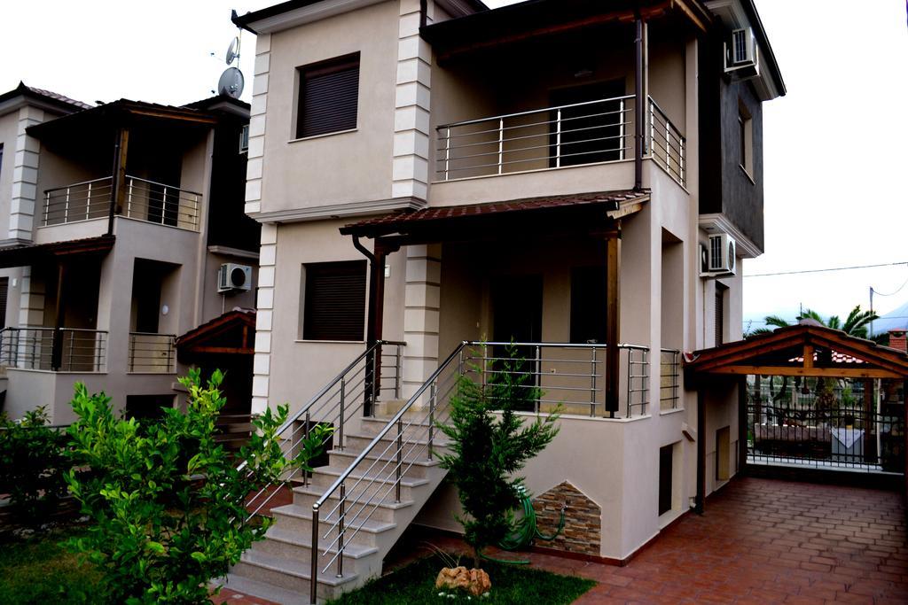 Αmalia Lux Villas Vrasná Quarto foto